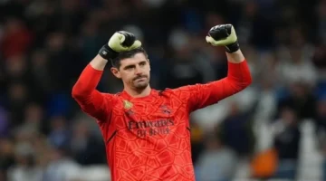 تهديد بغياب كورتوا عن مواجهة أتلتيكو مدريد عقب إصابته أمام مانشستر سيتي